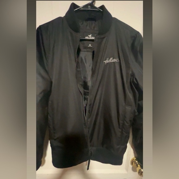 Hollister Other - Hollister Black Zip-Up Bomber with Logo Patch